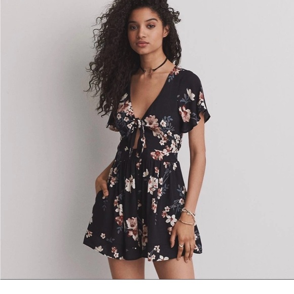 American Eagle Outfitters Pants - American Eagle Outfitters Floral Black Romper